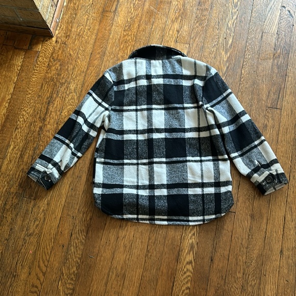 Girls Flannel Jacket - Picture 3 of 4